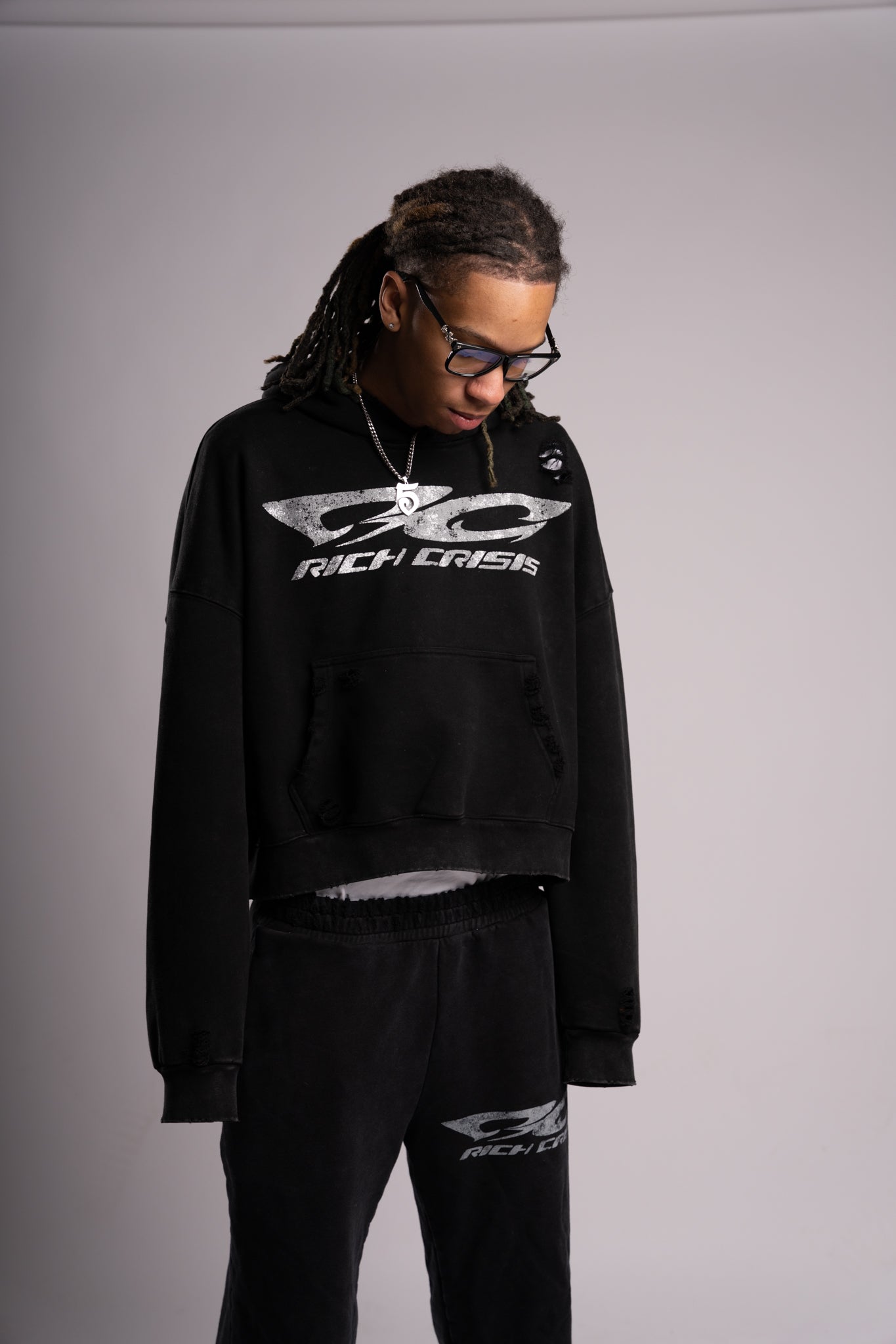 BLACK RC STATEMENT PULLOVER